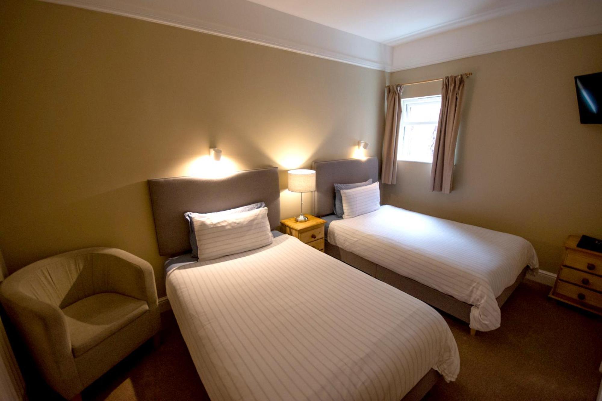 Salamander Guest House Stratford-upon-Avon Exteriör bild